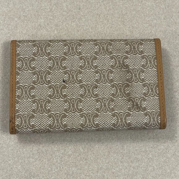 Celine Vintage Macadam 6-Key Cles - Preowned - Picture 2 of 10